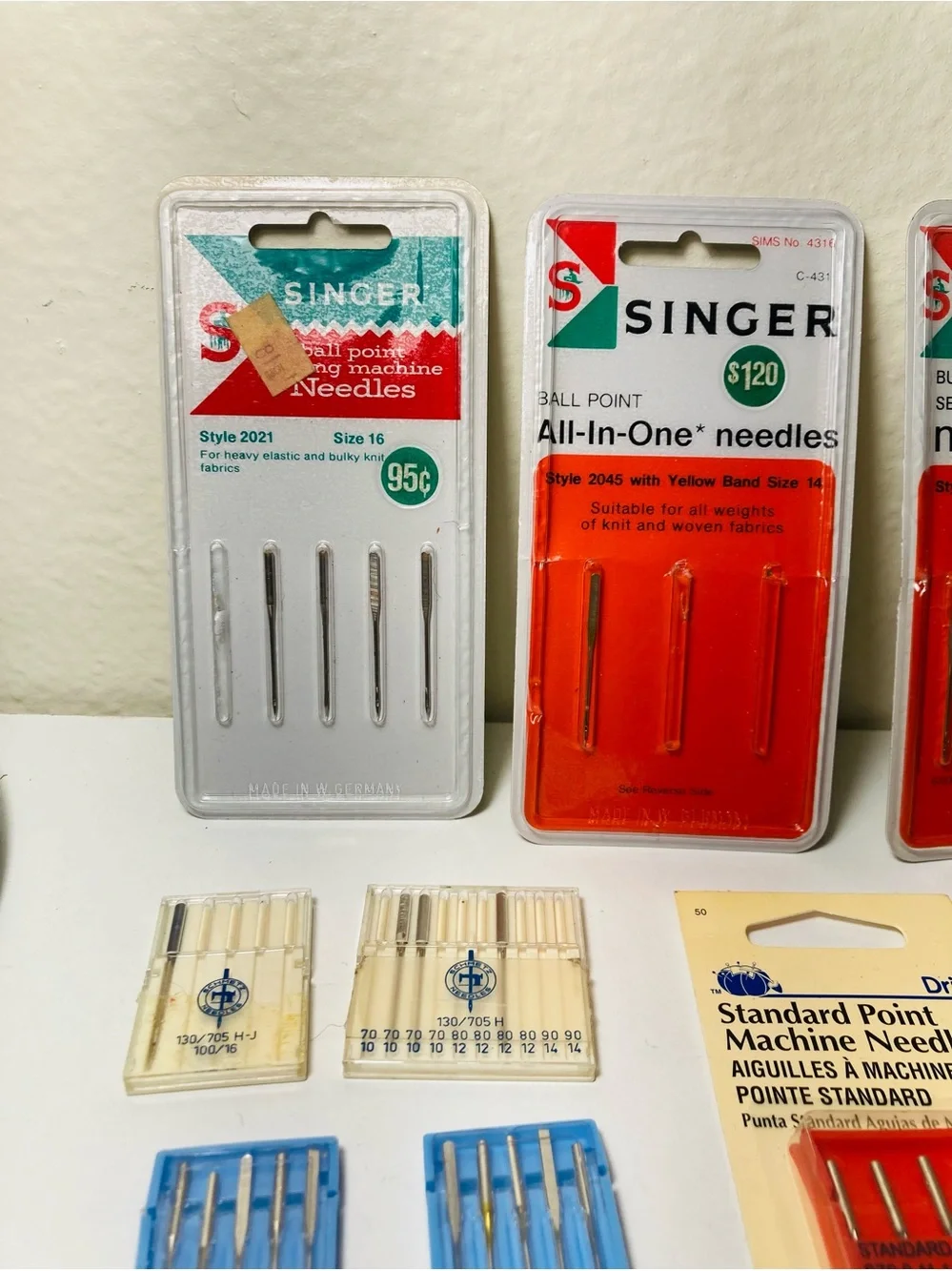 Vintage Assorted Sewing Machine Needles Assortment incl Singer